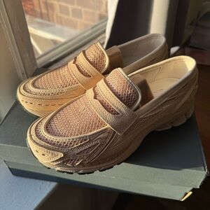 New Balance 1906L Loafer